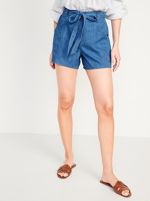 High-Waisted Chambray Workwear Shorts for Women -- 4.5-inch inseam {XL}
