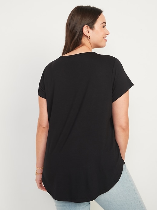 Image number 6 showing, Luxe Short-Sleeve Voop-Neck Tunic T-Shirt