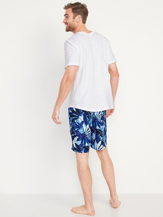 Patterned Built-In Flex Board Shorts for Men -- 8-inch inseam