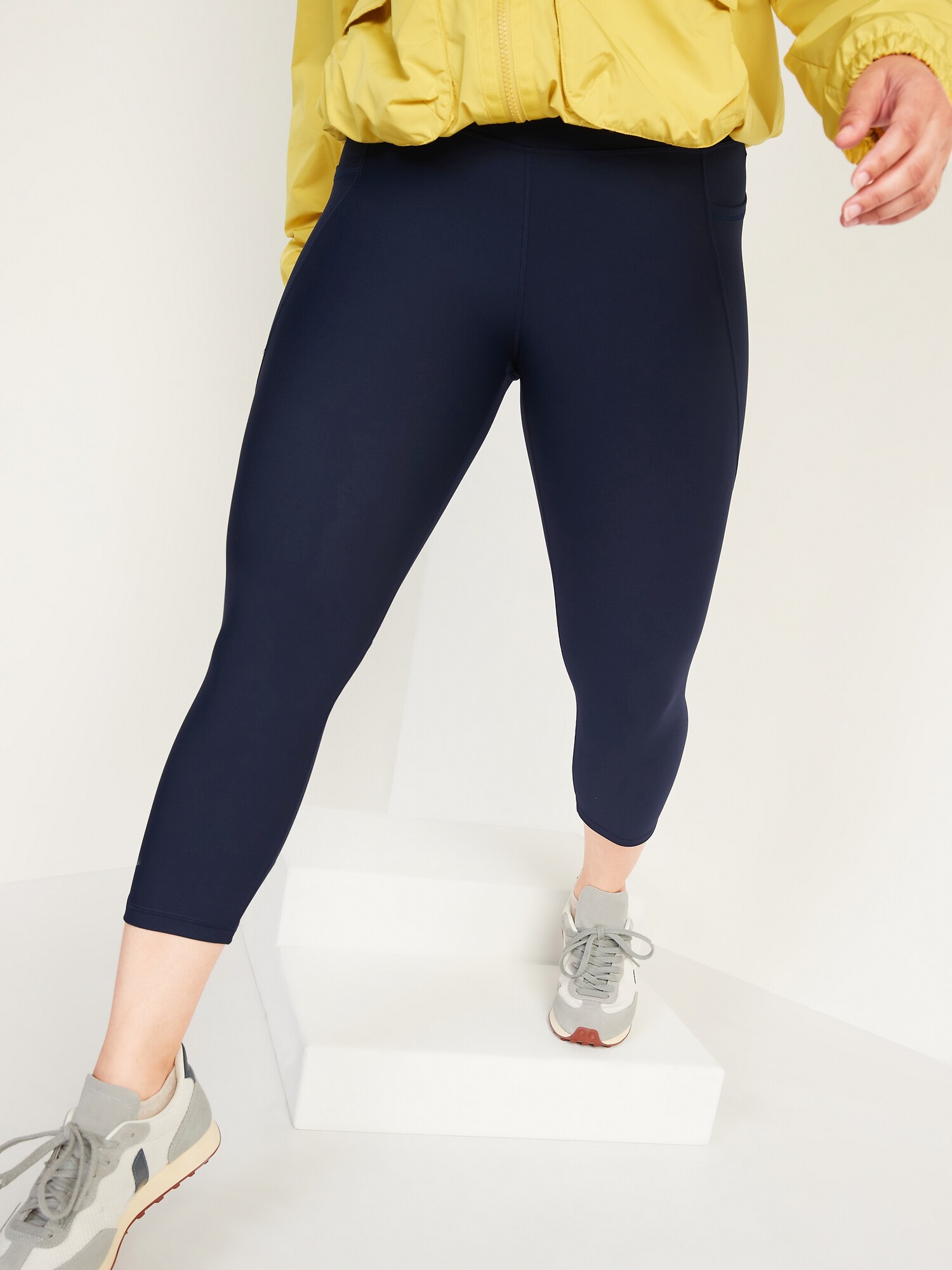 HighWaisted PowerSoft SidePocket Crop Leggings for Women Old Navy