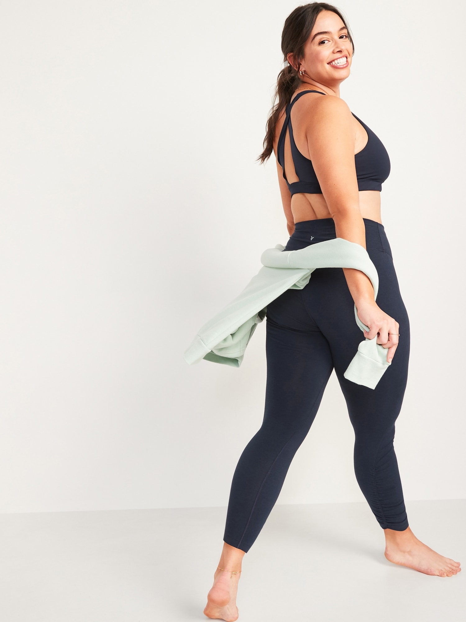 Old Navy Ruched Workout Leggings For Petites