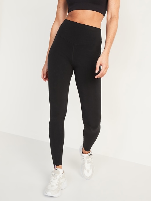 Image number 1 showing, Extra High-Waisted PowerChill Hidden-Pocket Leggings for Women