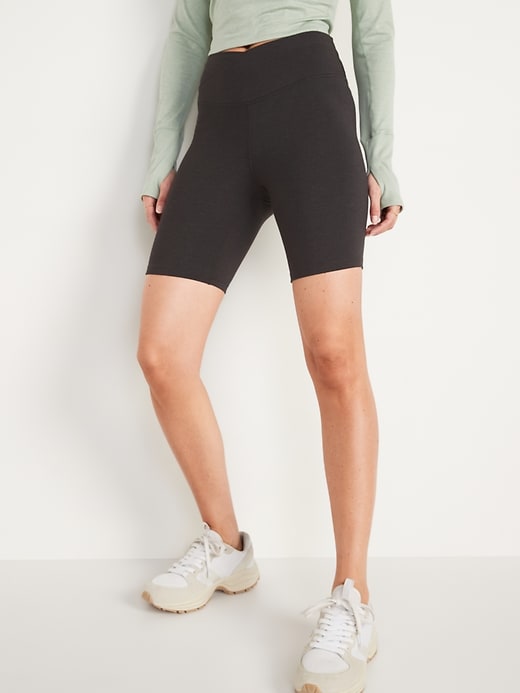 Image number 1 showing, Extra High-Waisted PowerChill Crossover Hidden-Pocket Biker Shorts for Women -- 8-inch inseam