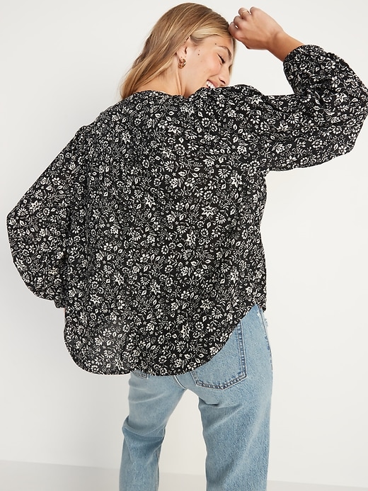 Image number 2 showing, Oversized Floral-Print Long-Sleeve Blouse