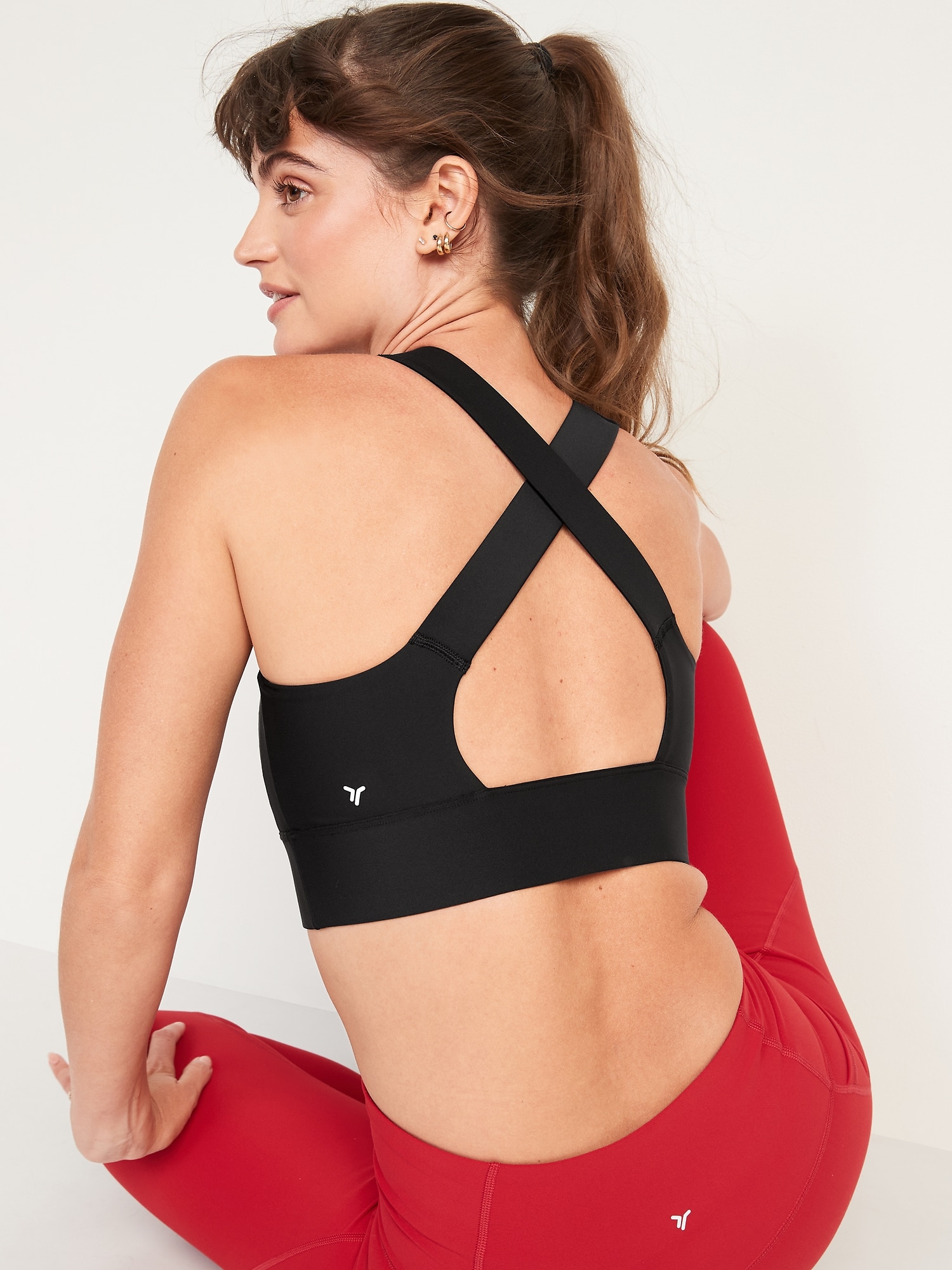 Old Navy Medium Support PowerSoft Sports Bra, 15 Marble Activewear Picks  From Old Navy That'll Totally Rock Your Next Workout