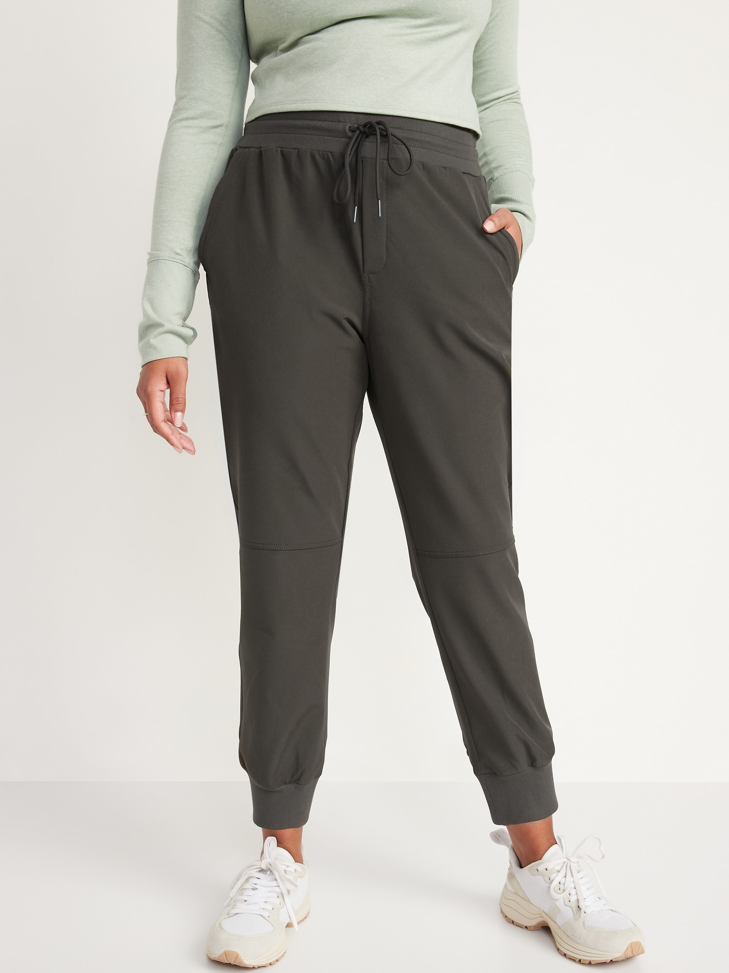 High-Waisted StretchTech Water-Repellent Cropped Jogger Pants for Women |  Old Navy