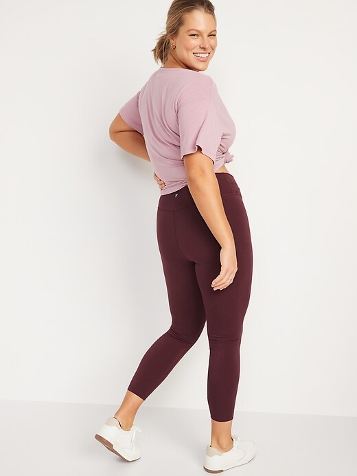 Image number 6 showing, Extra High-Waisted PowerChill Crossover 7/8-Length Leggings for Women