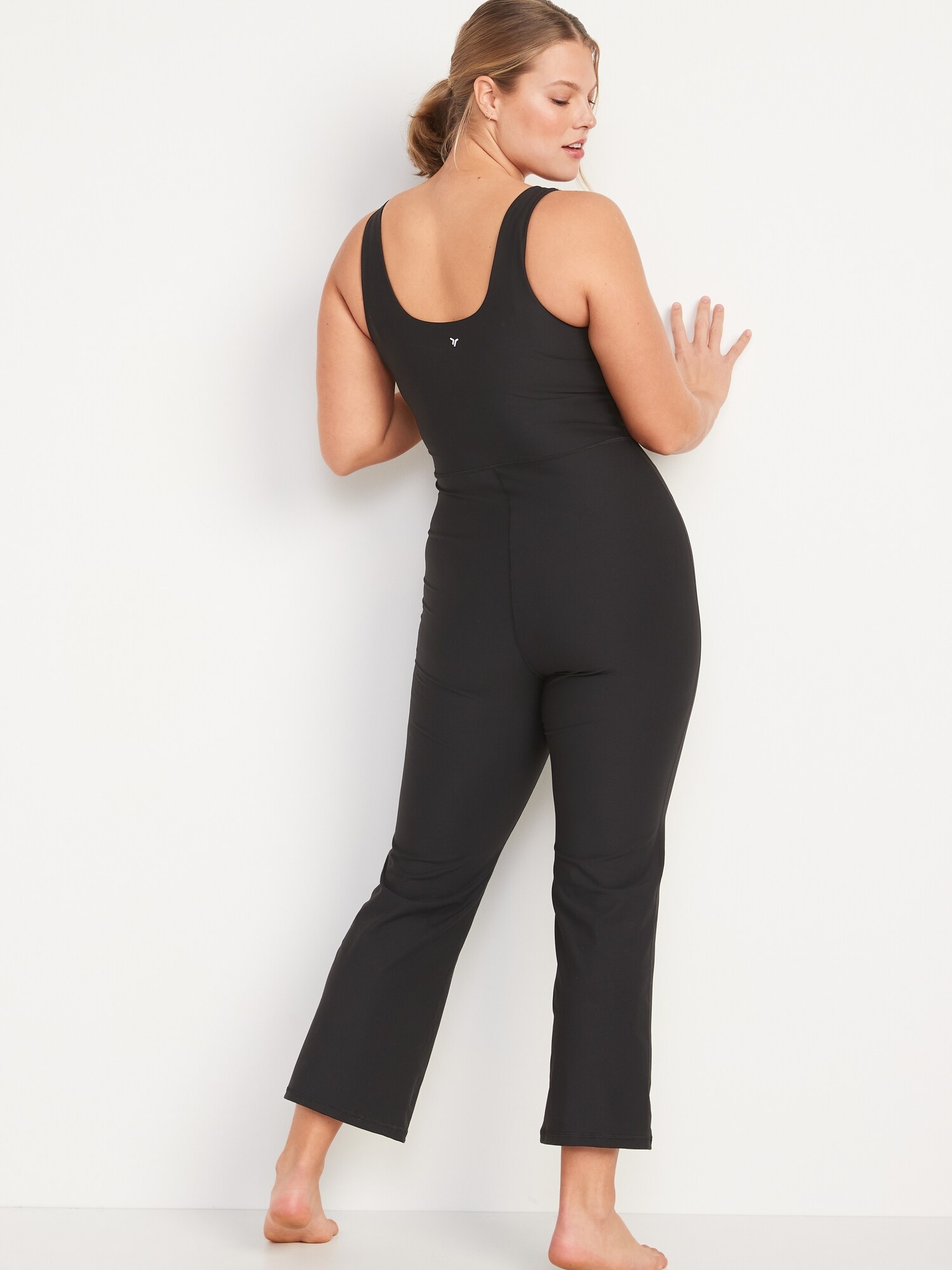 I'm 280 lbs & size XXL with a tummy - I found the perfect bodysuit for  tight sweater dresses, it sucks in my whole body