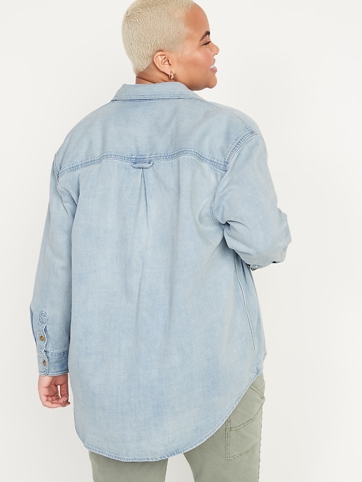Image number 6 showing, Oversized Boyfriend Utility-Pocket Jean Shirt for Women