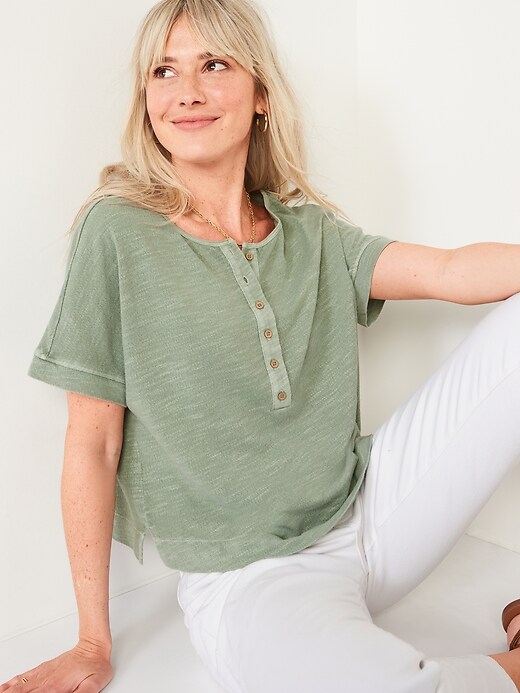 Image number 3 showing, Short-Sleeve Cropped Crinkled Slub-Knit Henley T-Shirt for Women