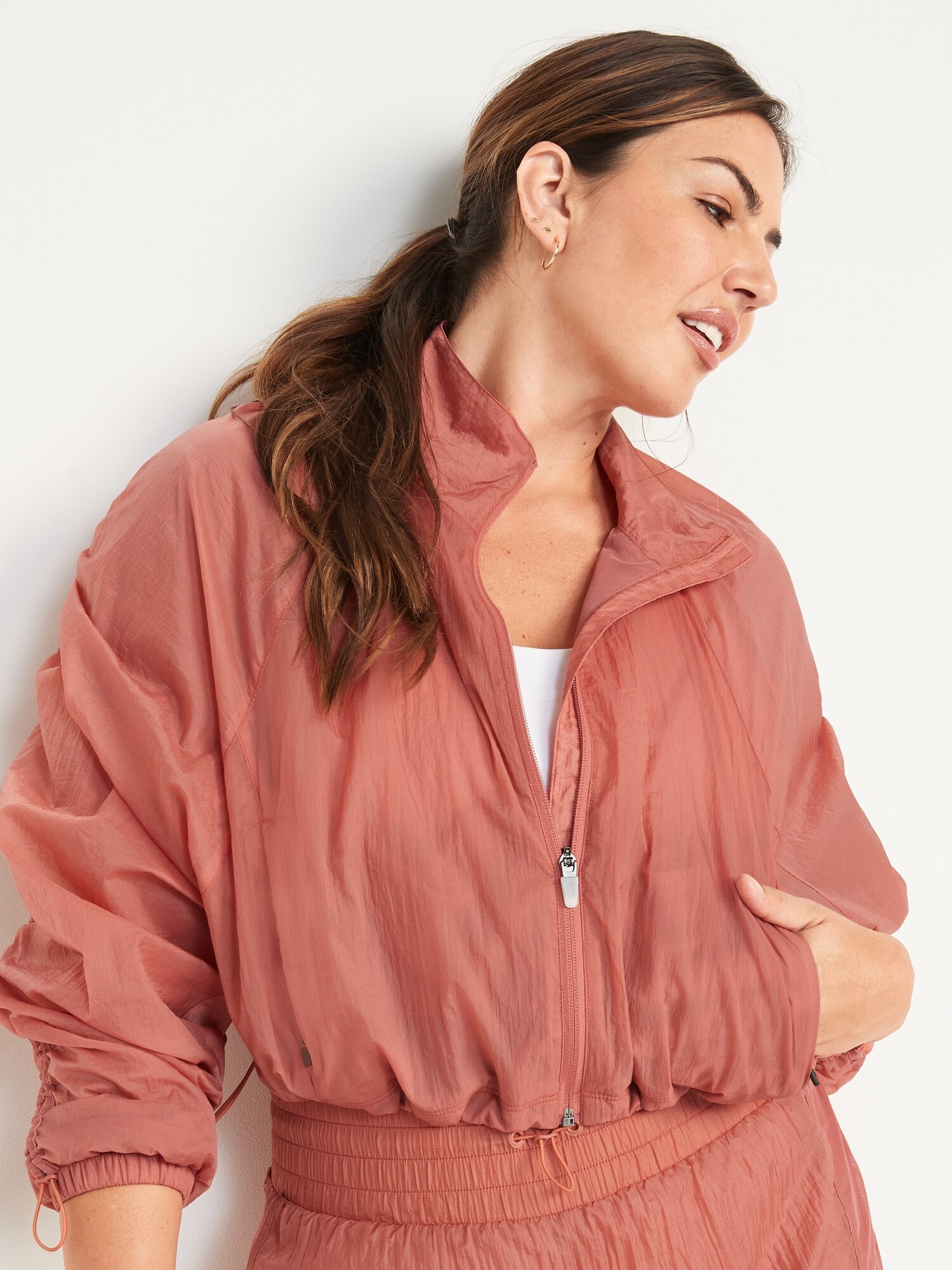 Cropped Lightweight WaterRepellent Run Jacket Old Navy