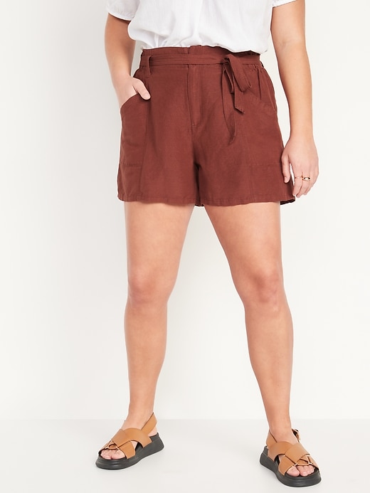 Image number 5 showing, High-Waisted Soft Linen-Blend Paperbag Workwear Shorts for Women - 4.5-inch inseam