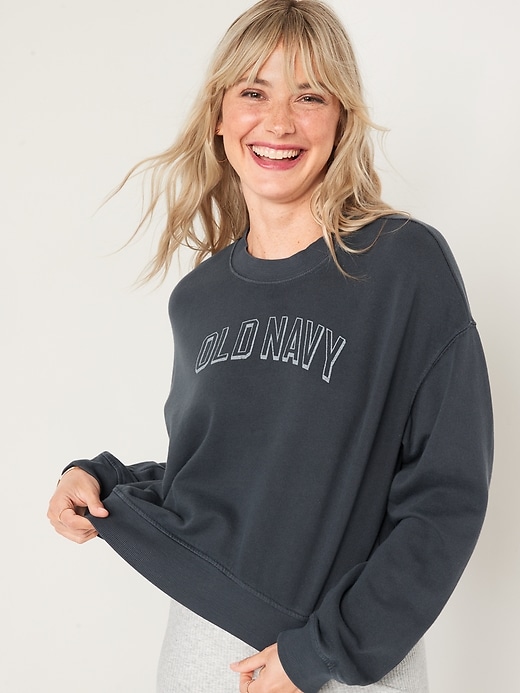 Old Navy - Oversized Logo Cropped Garment-Dyed Sweatshirt for Women