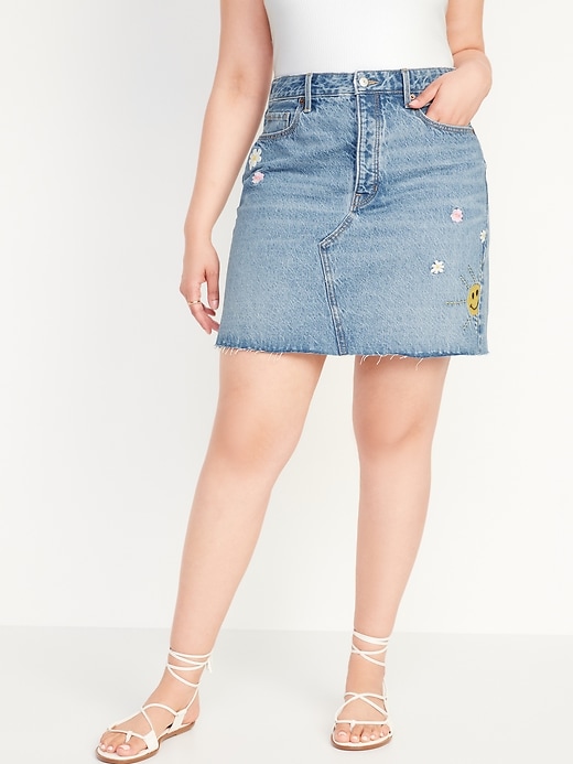 Image number 5 showing, Higher High-Waisted Button-Fly Embroidered Mini Jean Skirt for Women