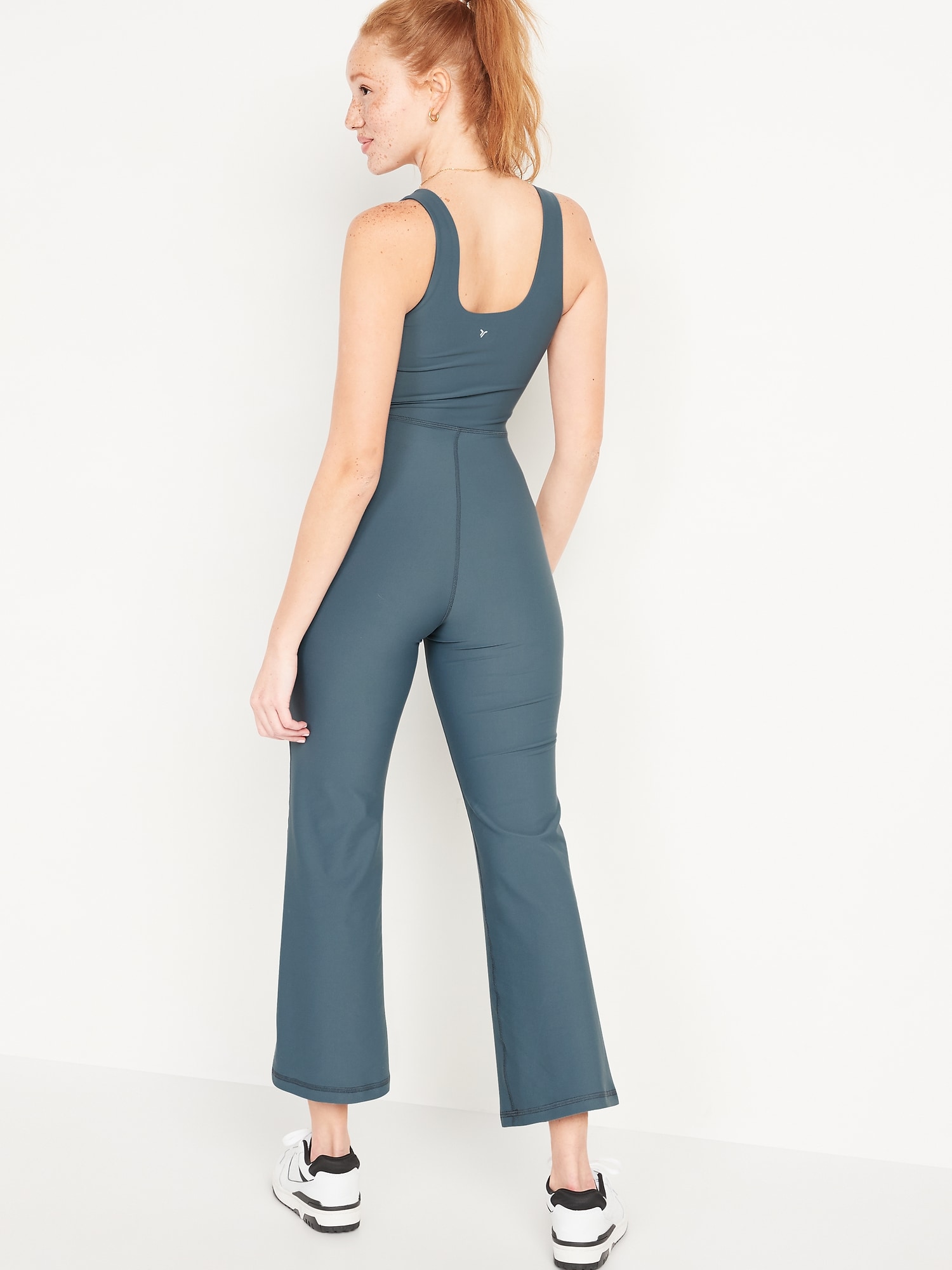 Women's Seamless Flared Jumpsuit with Built-in Bra – Sunzel