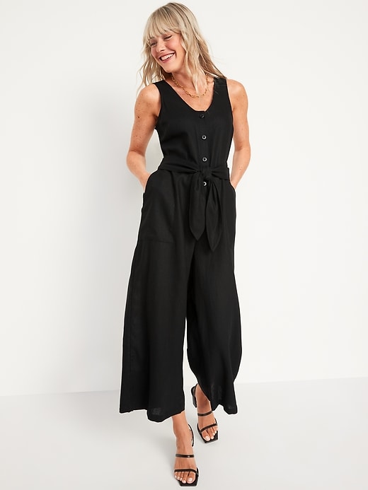 Old Navy - Sleeveless Cropped Linen-Blend Belted Jumpsuit for Women