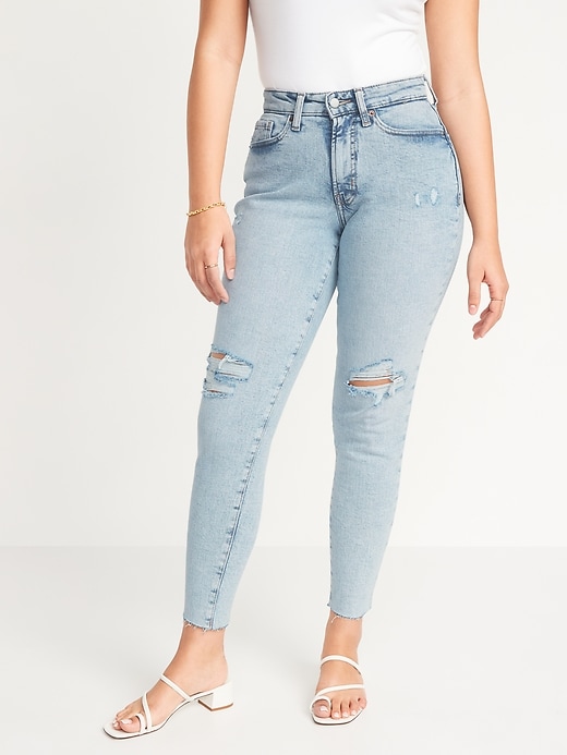 Image number 1 showing, Curvy High-Waisted OG Straight Cut-Off Jeans