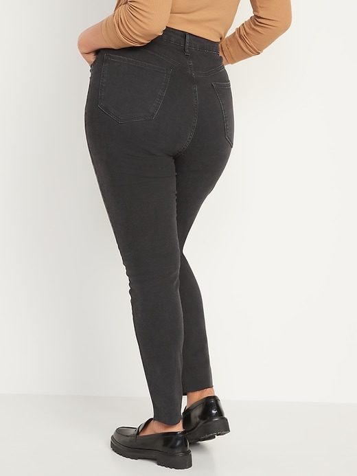 Image number 6 showing, FitsYou 3-Sizes-in-1 Extra High-Waisted Rockstar Super-Skinny Ripped Jeans