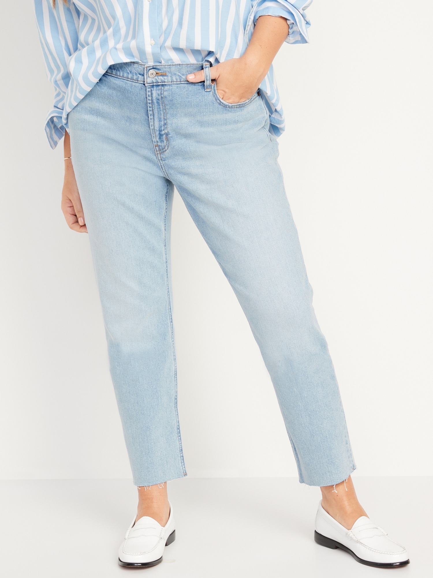 Low-Rise Boyfriend Straight Cut-Off Jeans for Women | Old Navy