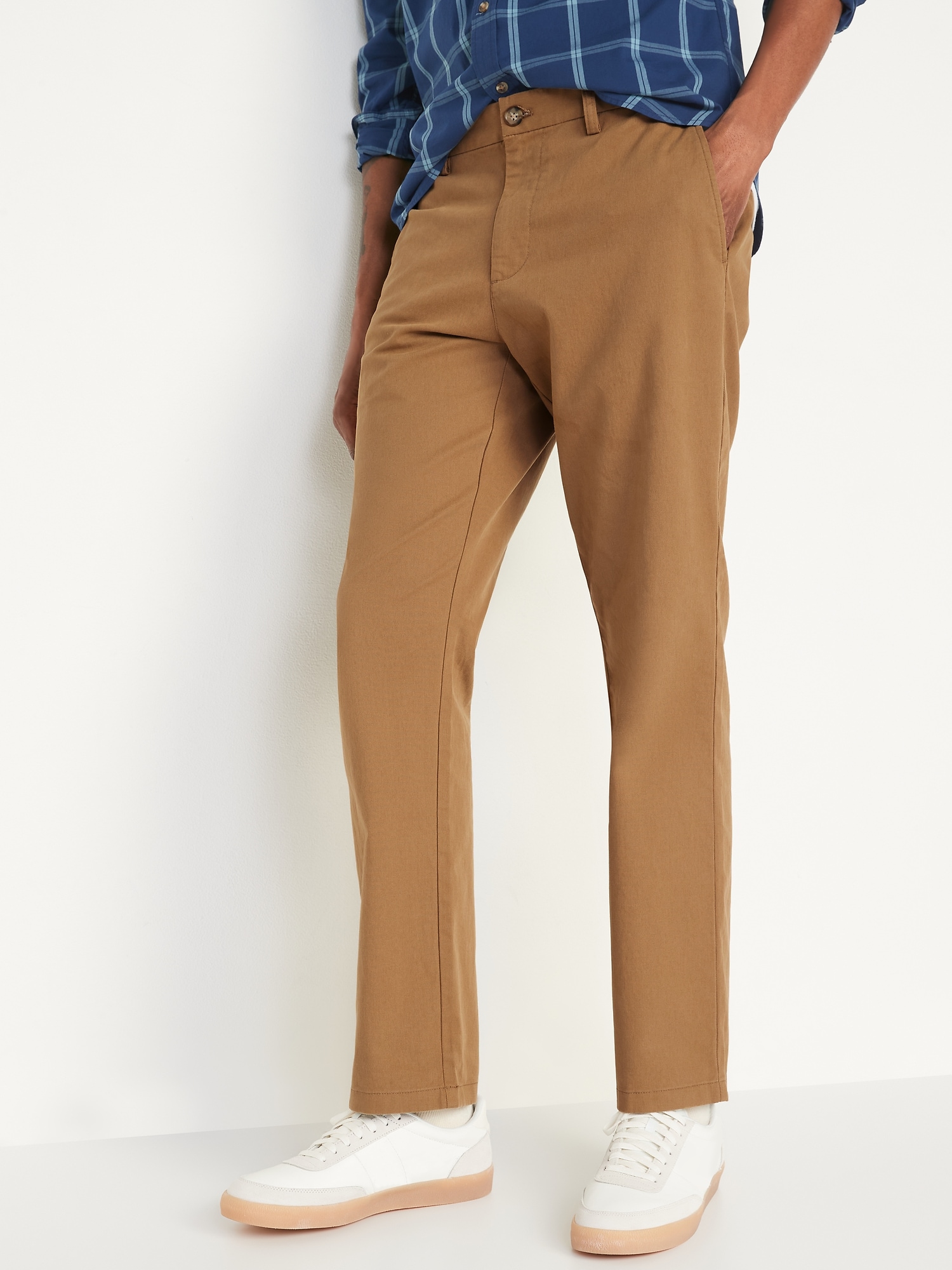 Old Navy Straight Built-In Flex Rotation Chino Pants brown. 1