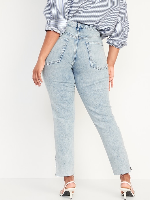 Image number 5 showing, Curvy High-Waisted Button-Fly OG Straight Ankle Jeans