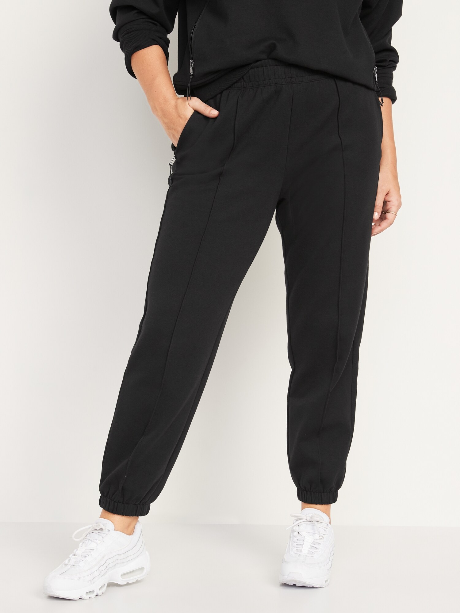 High-Waisted Dynamic Fleece Pintucked Sweatpants for Women | Old Navy