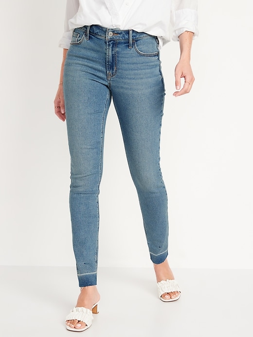 Old Navy Women's Mid-Rise Rockstar Super Skinny Cut-Off Ankle Jeans (various sizes)
