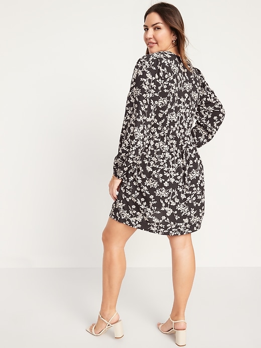 Image number 6 showing, Puff-Sleeve Floral Mini Swing Dress