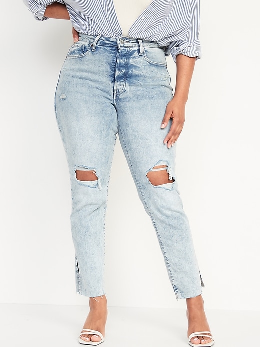 Image number 4 showing, Curvy High-Waisted Button-Fly OG Straight Ankle Jeans