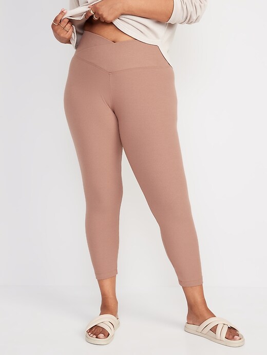 Image number 5 showing, Extra High-Waisted Crossover Rib-Knit 7/8-Length Leggings for Women