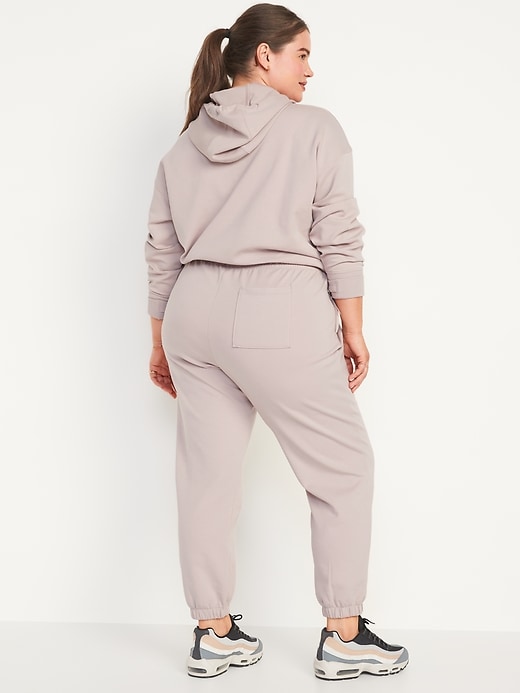 Image number 8 showing, High-Waisted Dynamic Fleece Pintucked Sweatpants for Women