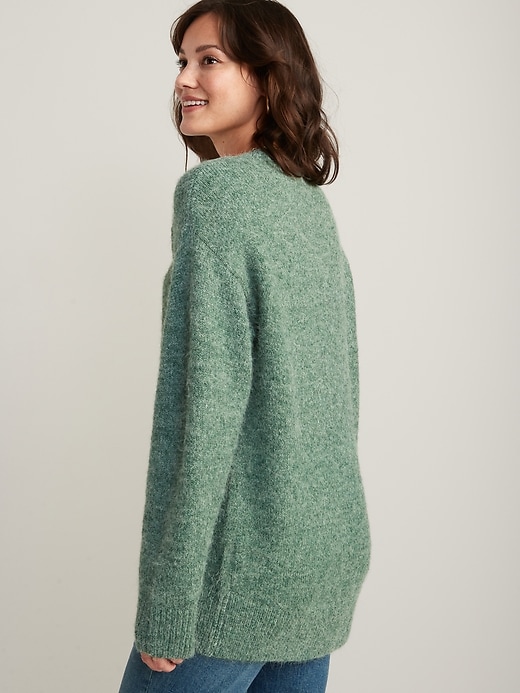 Image number 2 showing, Cozy Plush-Yarn Cocoon Tunic Sweater for Women