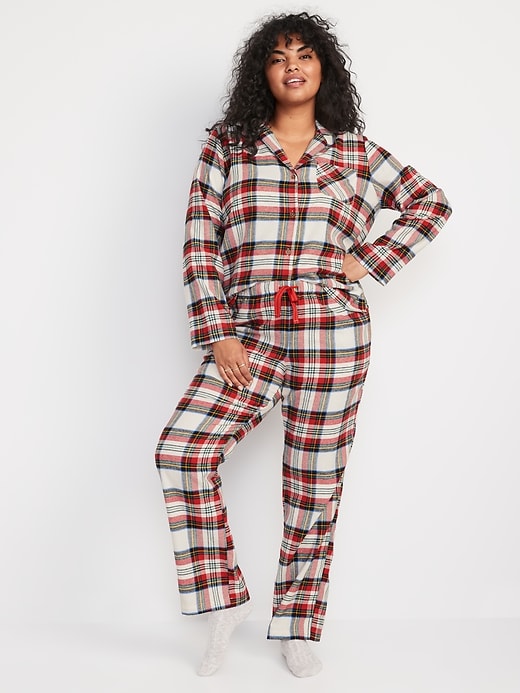 Image number 5 showing, Printed Flannel Pajama Set