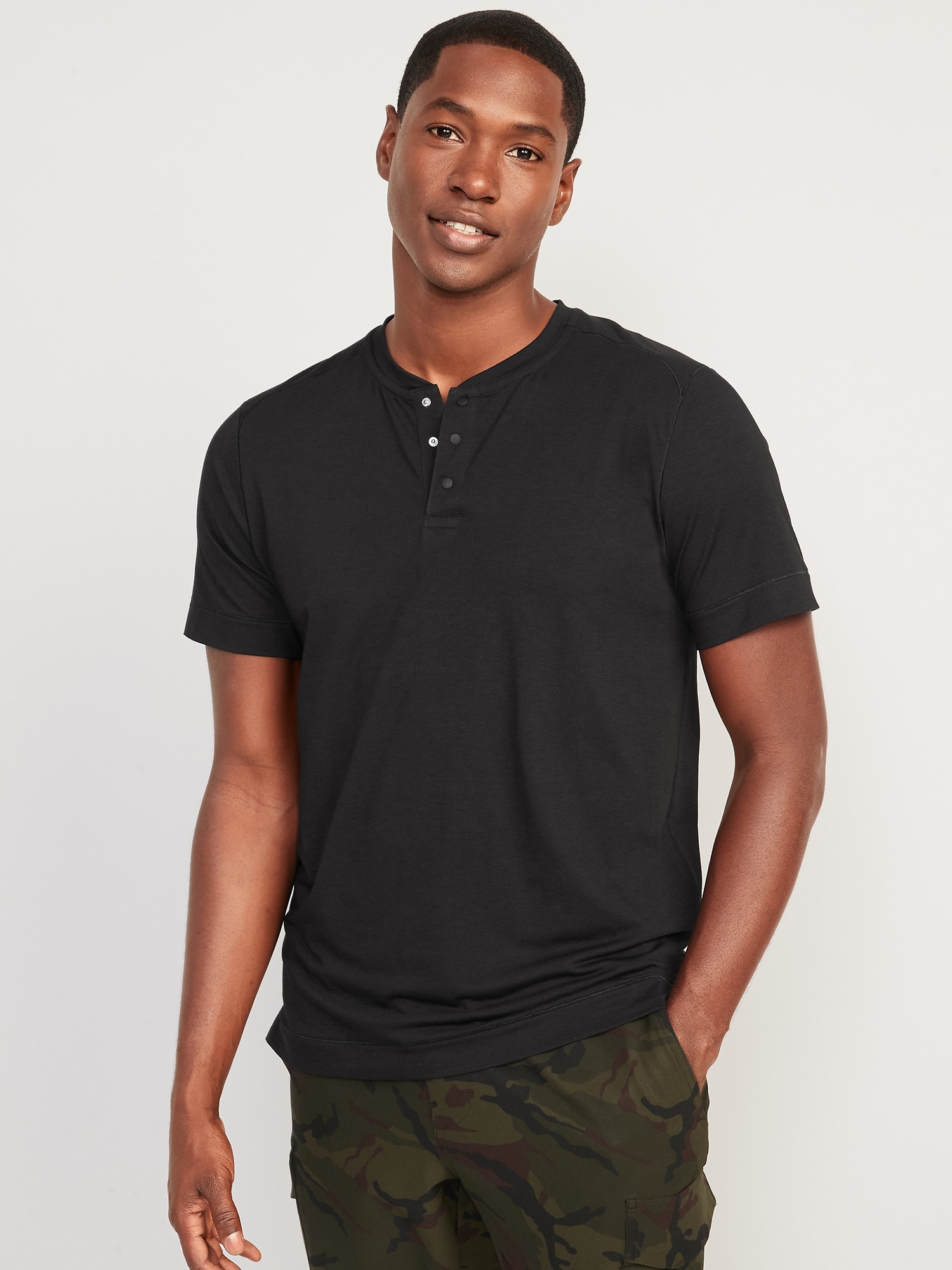 Old Navy Beyond 4-Way Stretch Henley T-Shirt for Men black. 1