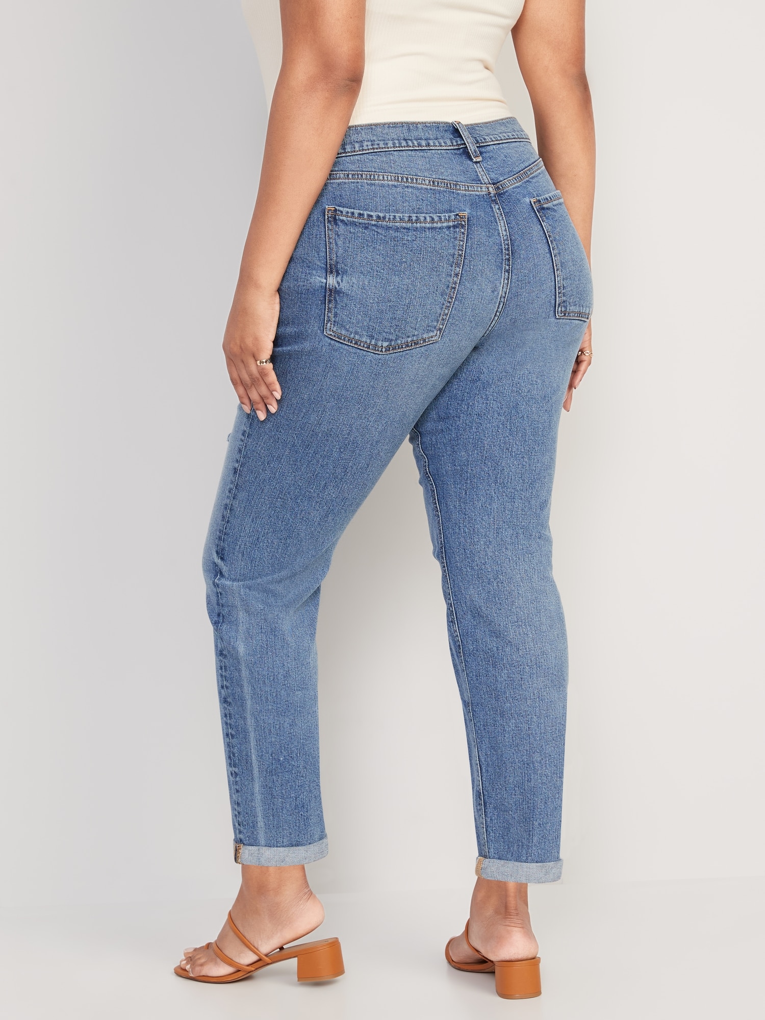 Low-Rise Ripped Boyfriend Straight Jeans for Women | Old Navy