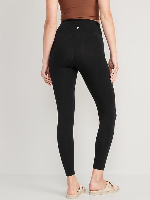 Image number 3 showing, Extra High-Waisted PowerChill Hidden-Pocket 7/8 Leggings 2-Pack