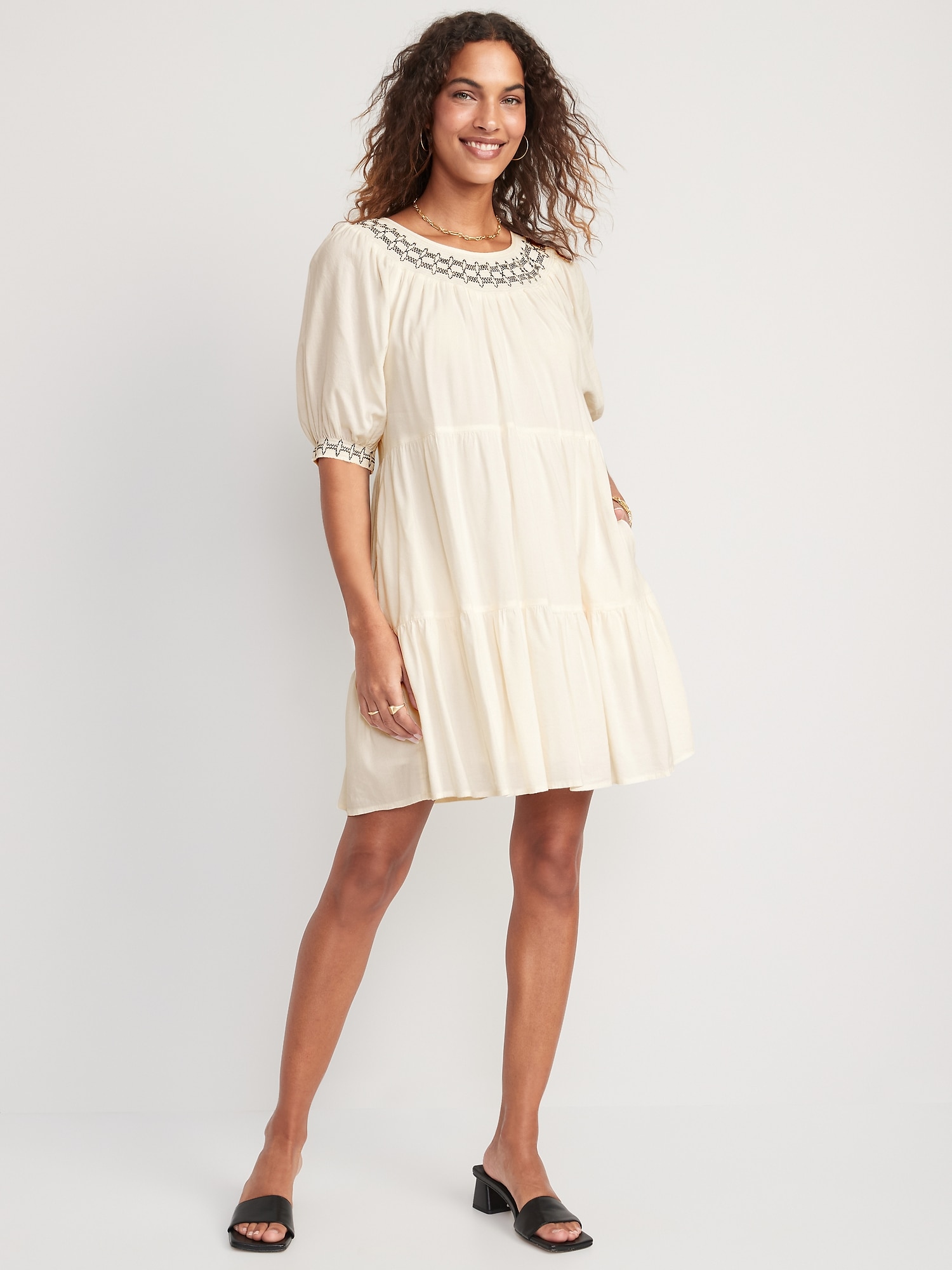 Old navy outlet embroidered dress