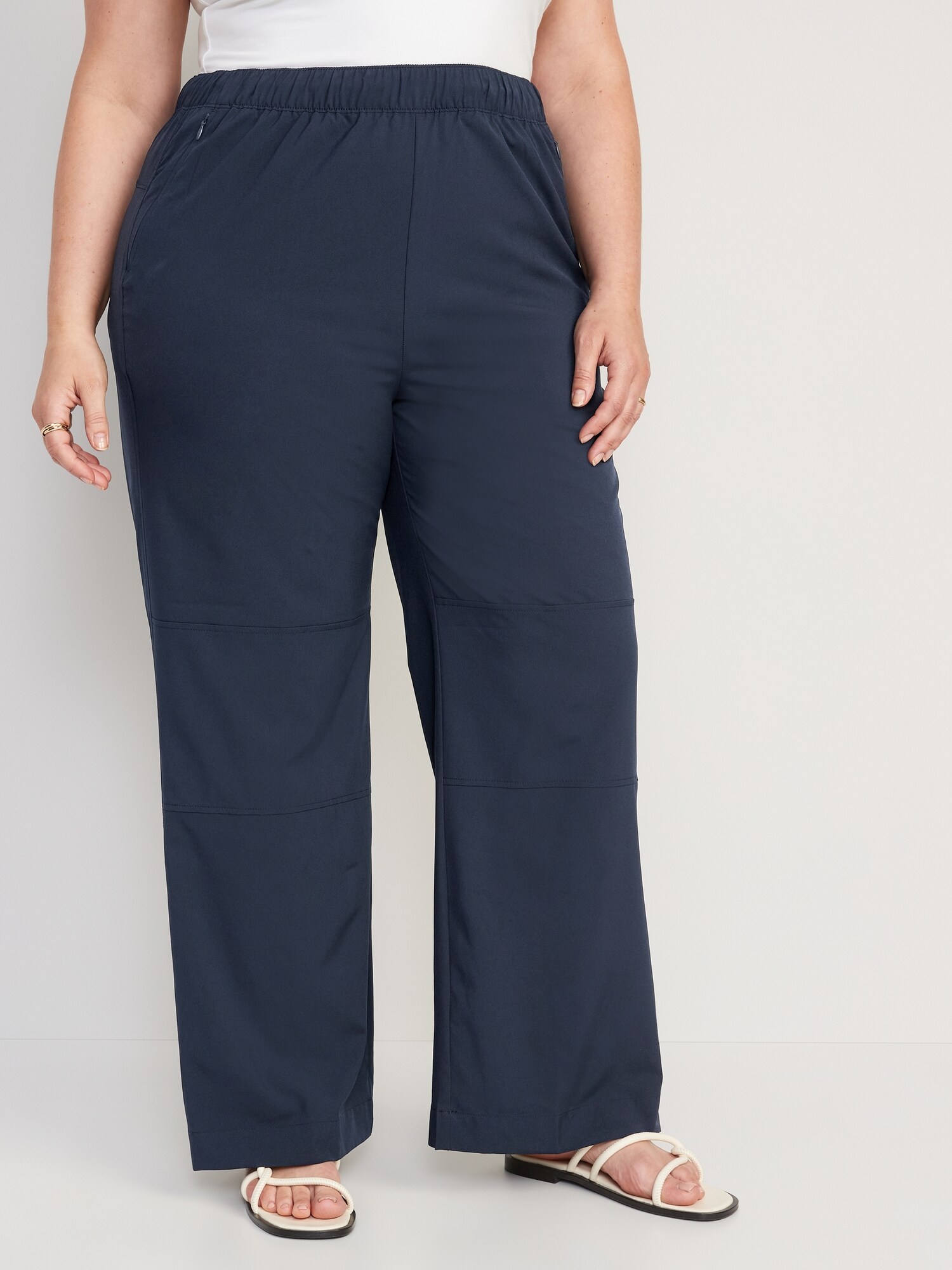 Old Navy - High-Waisted StretchTech Utility Crop Pants for Women