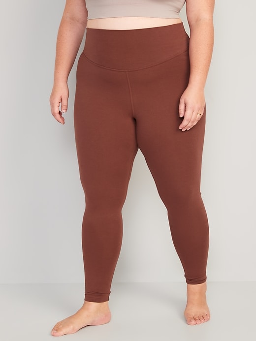 Image number 7 showing, Extra High-Waisted PowerChill Hidden-Pocket Leggings for Women