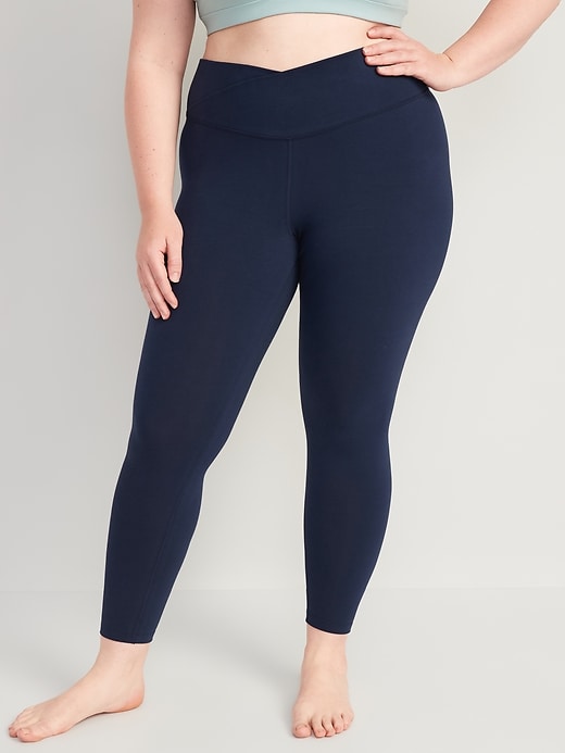 Image number 7 showing, Extra High-Waisted PowerChill 7/8 Leggings for Women