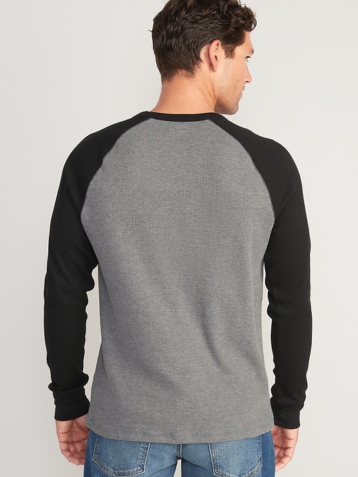 Image number 2 showing, Thermal-Knit Color-Blocked Raglan-Sleeve T-Shirt for Men