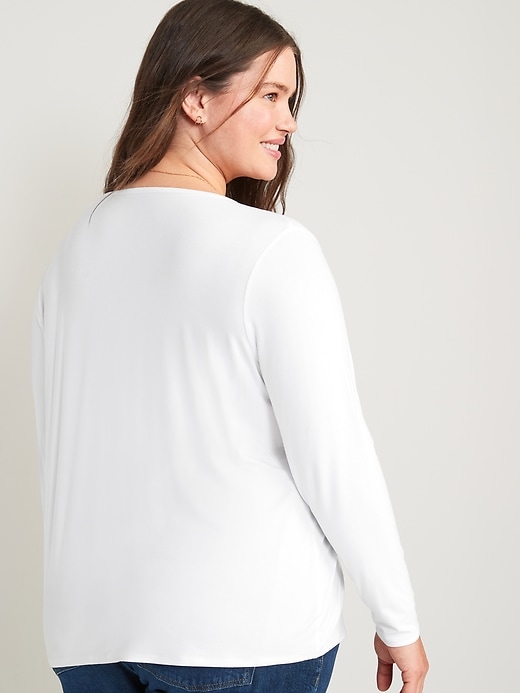 Image number 8 showing, Luxe V-Neck Long-Sleeve T-Shirt for Women