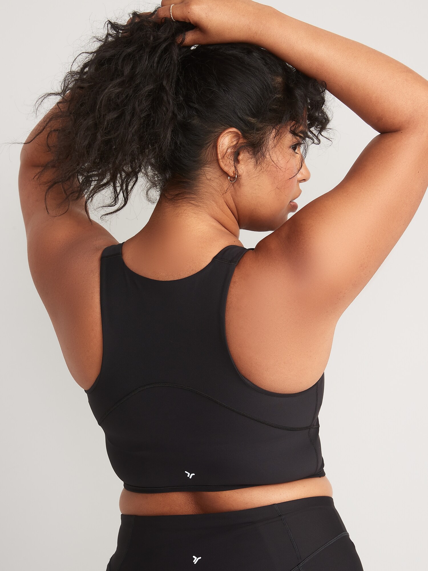 Old Navy Light Support Powersoft Longline Sports Bra, As a Fitness Editor,  I'm Thoroughly Impressed By Old Navy's Activewear Selection