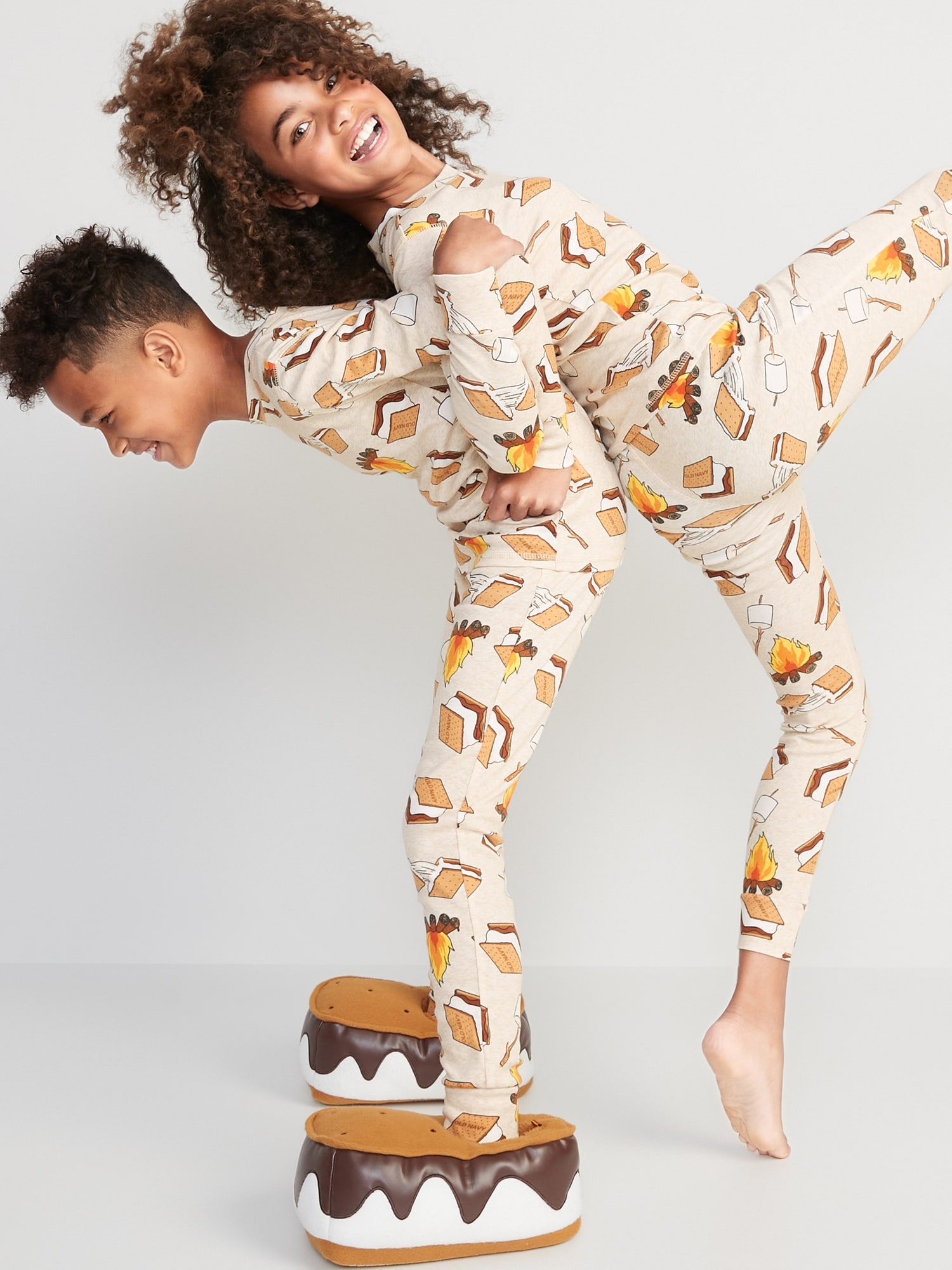 Gender-Neutral Matching Snug-Fit Printed Pajama Set for Kids | Old Navy