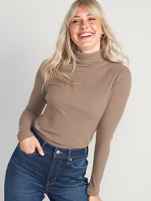 Old Navy Rib-Knit Turtleneck Top for Women. 5