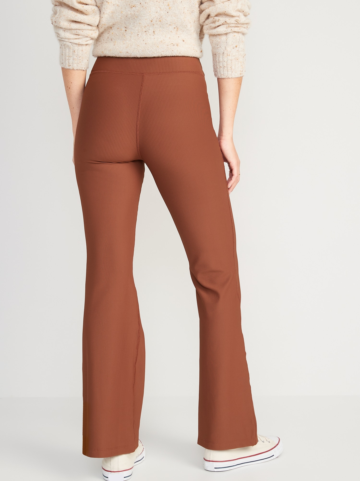 Extra High-Waisted PowerSoft Rib-Knit Flare Leggings