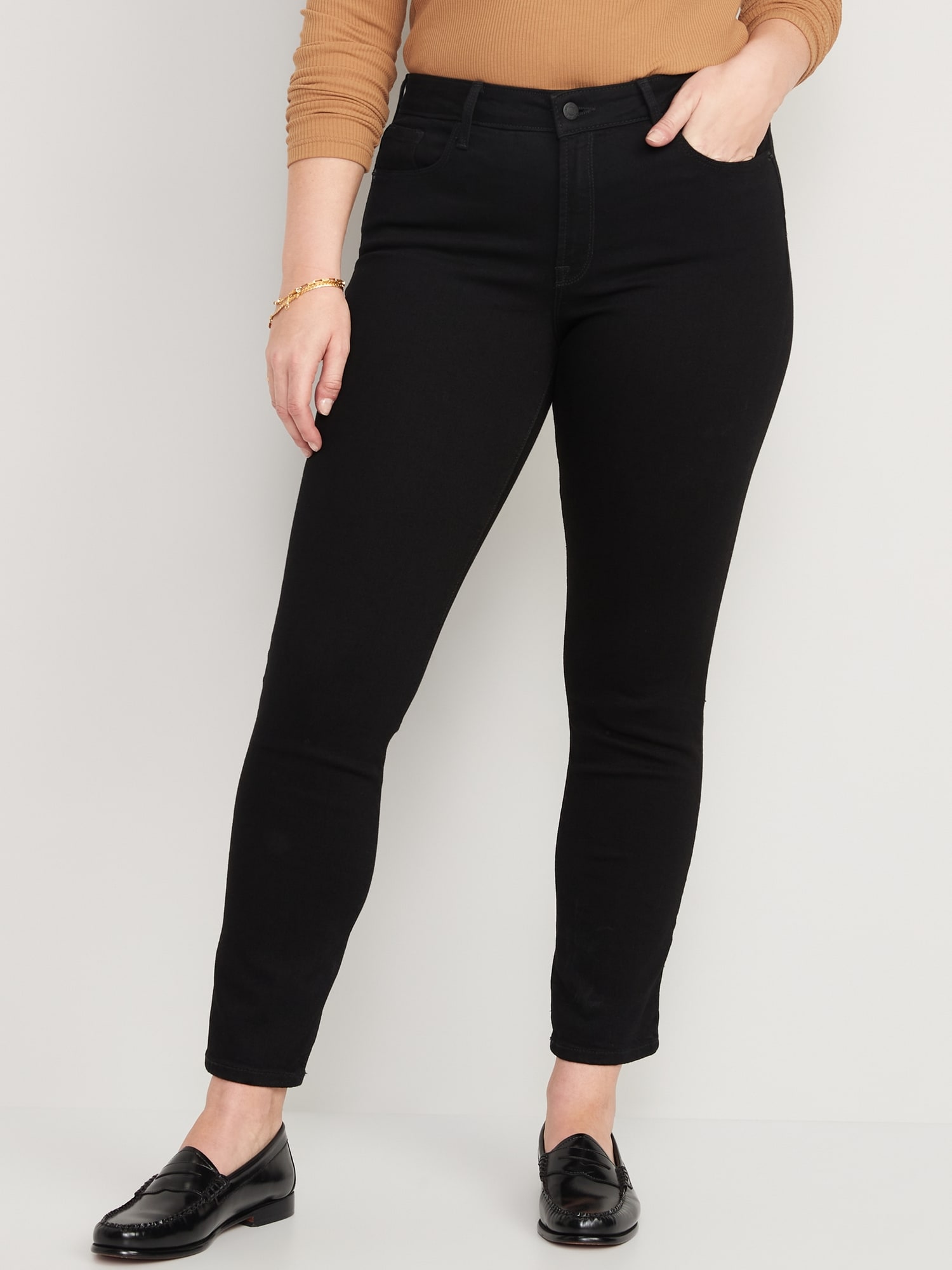 Mid-Rise Power Slim Straight Black Jeans for Women | Old Navy