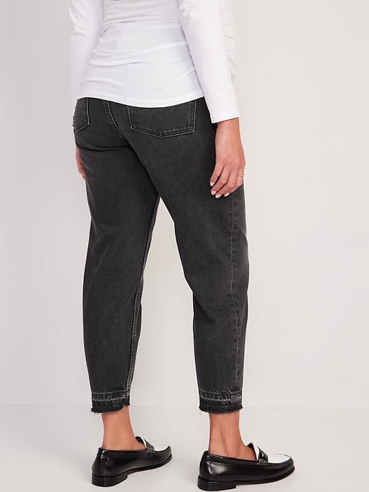 Image number 2 showing, Maternity Front Low Panel Slouchy Straight Black Cut-Off Jeans
