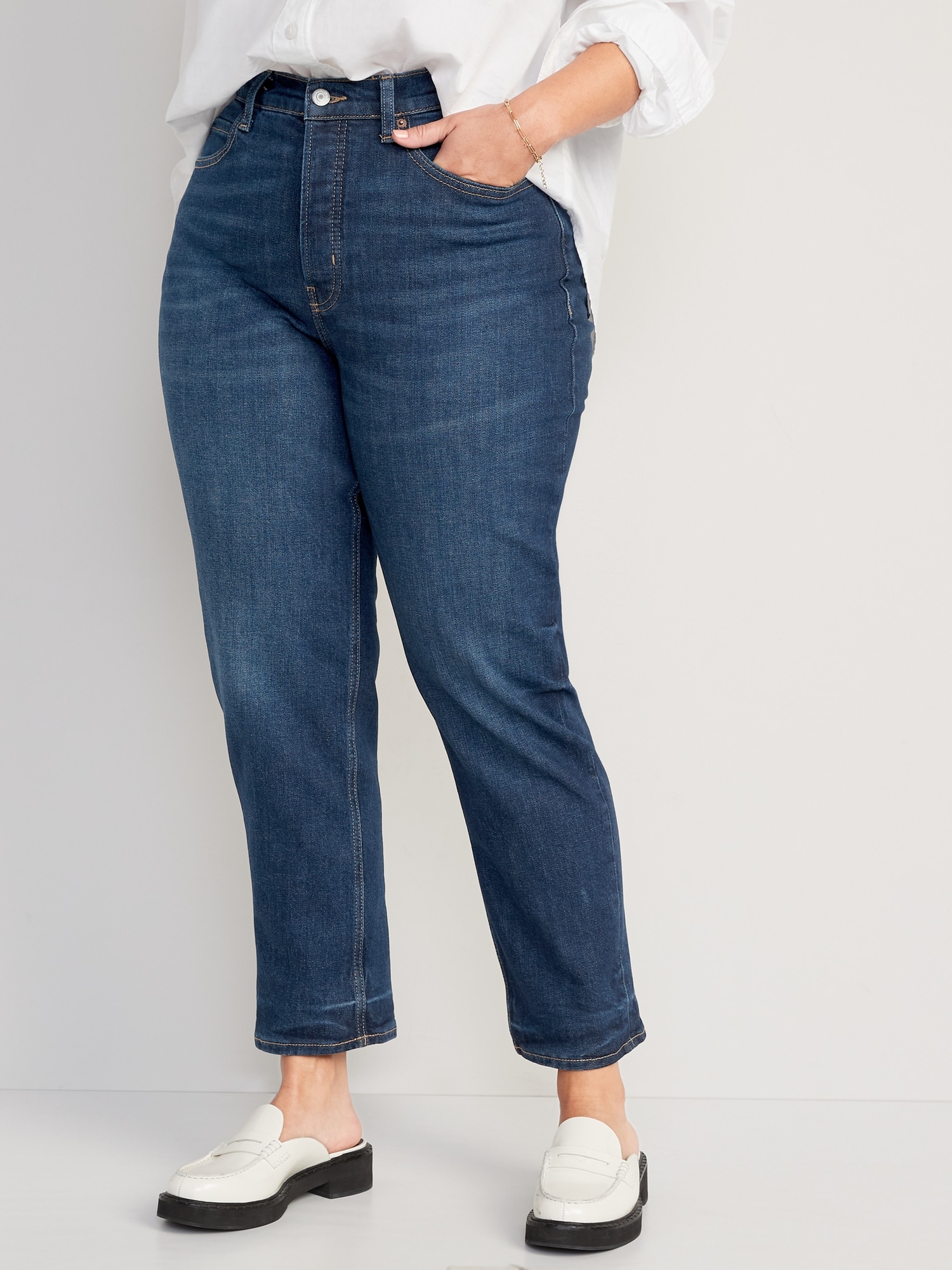 Curvy Extra High-Waisted Button-Fly Sky-Hi Straight Jeans for Women ...
