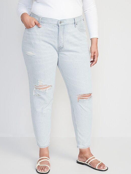 Image number 7 showing, Mid-Rise Button-Fly Slouchy Taper Cropped Ripped Non-Stretch Jeans